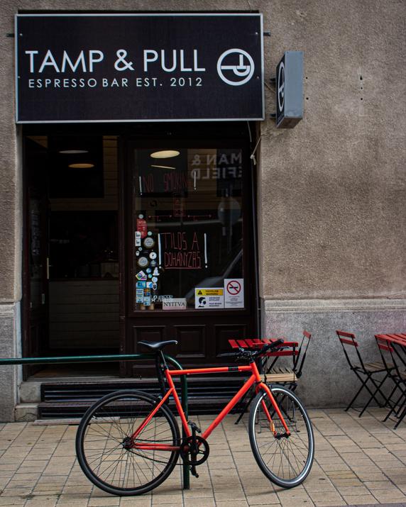 tamp and pull espresso bar budapest